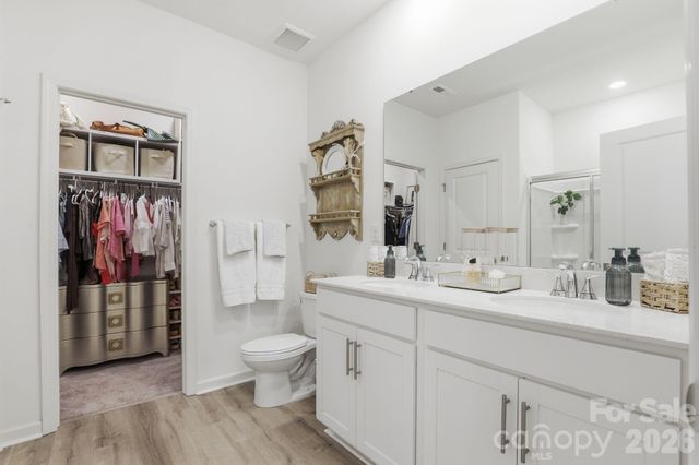132 Lancashire Court, Denver, NC 28037
