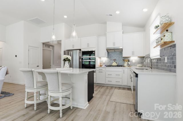 132 Lancashire Court, Denver, NC 28037