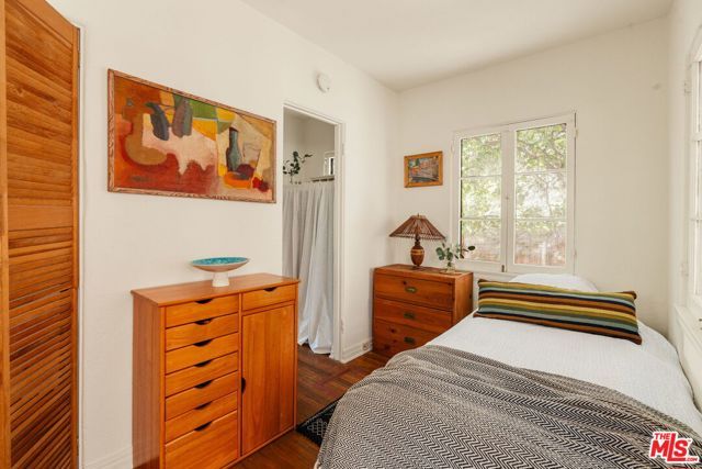 654 Frontenac Avenue, Los Angeles, CA 90065