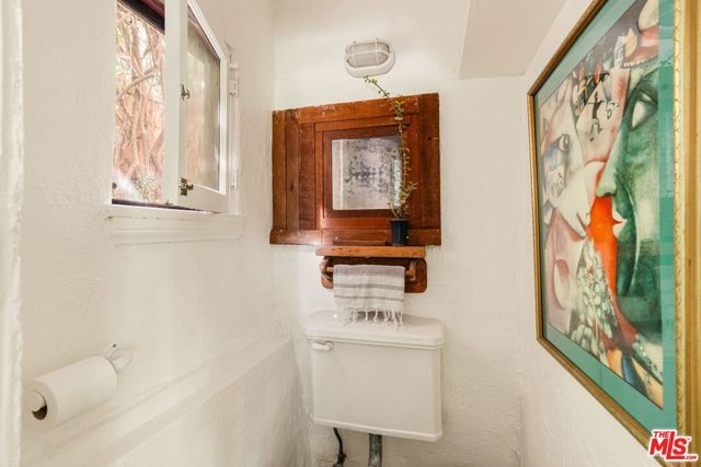654 Frontenac Avenue, Los Angeles, CA 90065