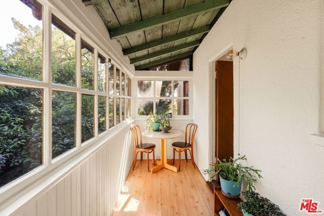 654 Frontenac Avenue, Los Angeles, CA 90065