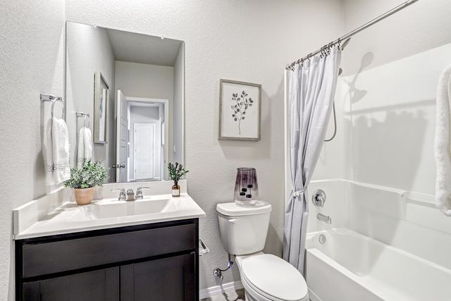 4802 Mount Salas Street NE, Rio Rancho, NM 87144