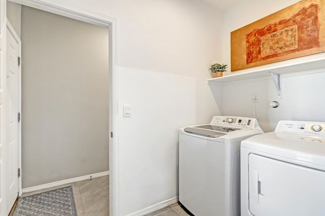 4802 Mount Salas Street NE, Rio Rancho, NM 87144