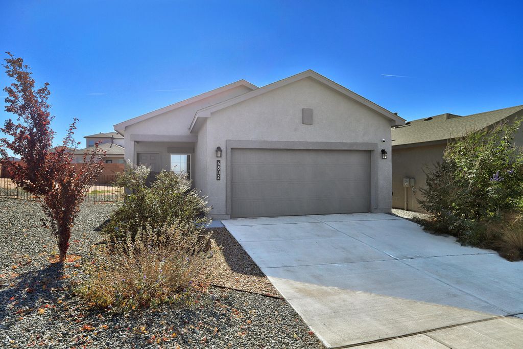 4802 Mount Salas Street NE, Rio Rancho, NM 87144