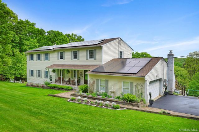 76 Eleanor Drive, Mahopac, NY 10541