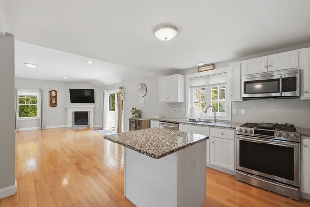 686 Willard Street, Leominster, MA 01453