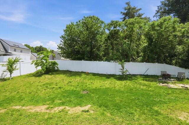 686 Willard Street, Leominster, MA 01453