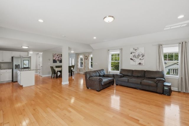 686 Willard Street, Leominster, MA 01453
