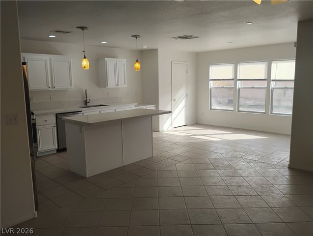 6449 Elizabethtown Avenue, Las Vegas, NV 89110