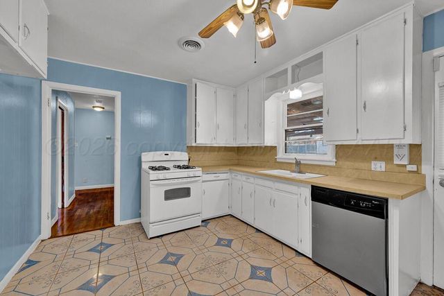 3912 WESTLAWN Street, Amarillo, TX 79102