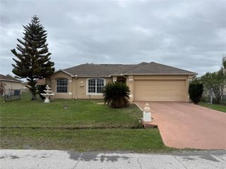 330 BACCARAT COURT, Kissimmee, FL 34759