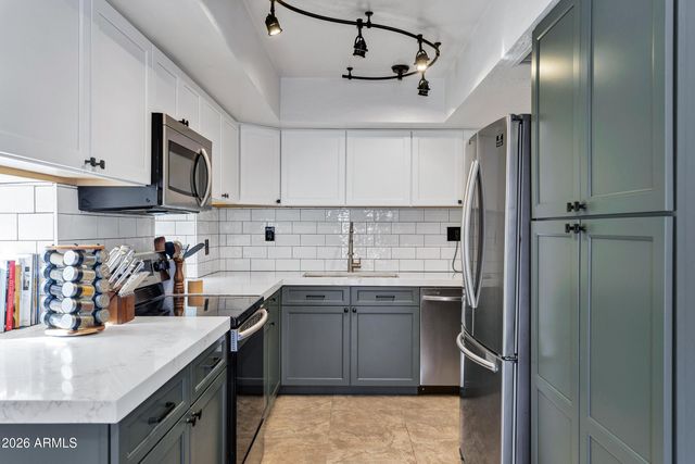 1832 S RIVER Drive, Tempe, AZ 85281