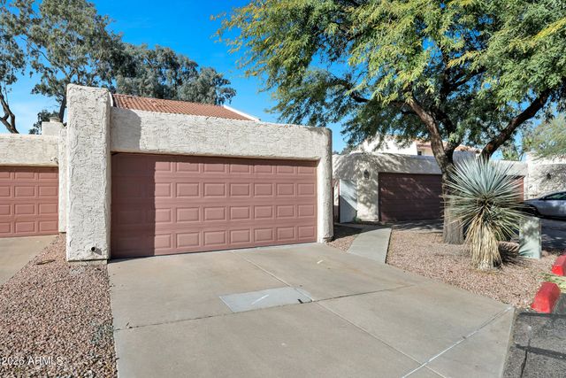 1832 S RIVER Drive, Tempe, AZ 85281