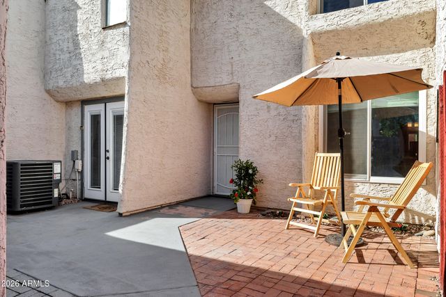 1832 S RIVER Drive, Tempe, AZ 85281