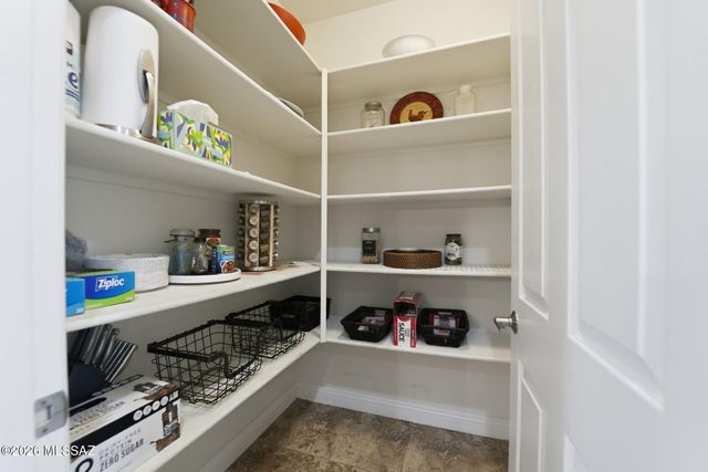 13797 E Poelstra Street, Vail, AZ 85641