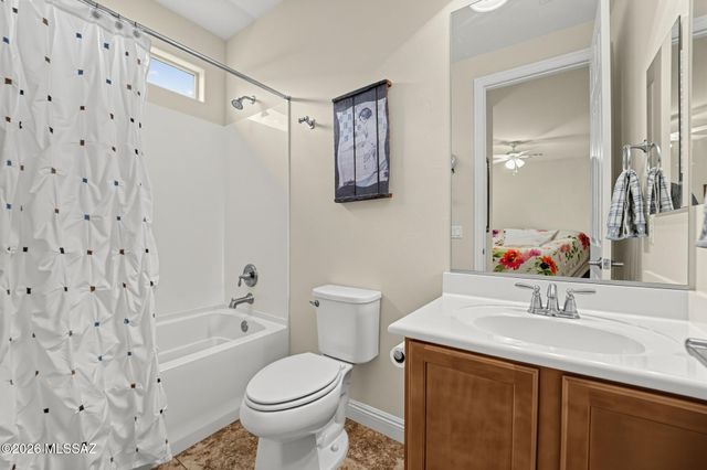 13797 E Poelstra Street, Vail, AZ 85641
