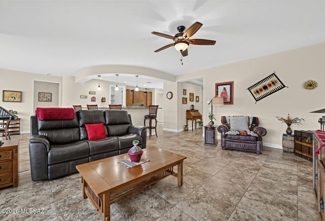 13797 E Poelstra Street, Vail, AZ 85641
