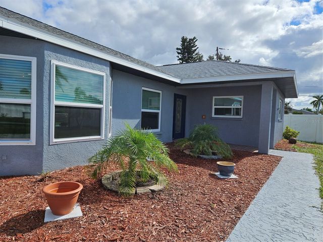 272 MALVERN DRIVE, Venice, FL 34293