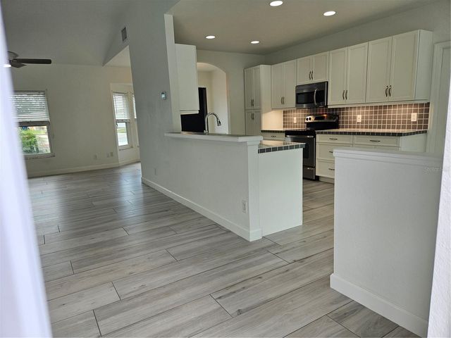 272 MALVERN DRIVE, Venice, FL 34293