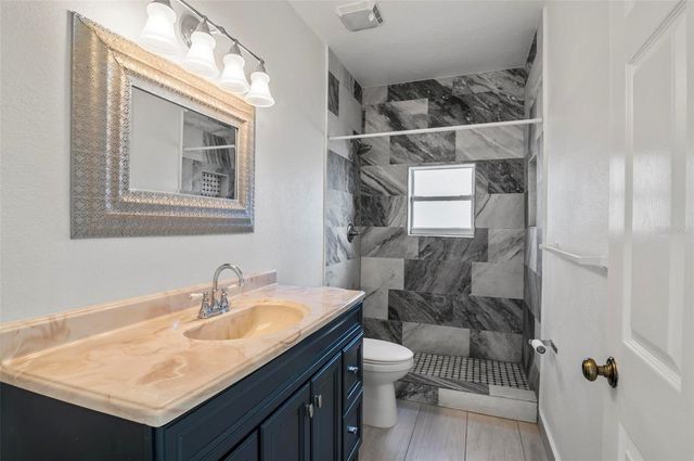 272 MALVERN DRIVE, Venice, FL 34293