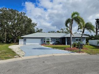 272 MALVERN DRIVE, Venice, FL 34293