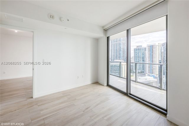 1300 S Miami Ave 2504, Miami, FL 33130