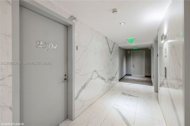 1300 S Miami Ave 2504, Miami, FL 33130