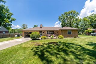 1385 W Evanston Road, Tipp City, OH 45371
