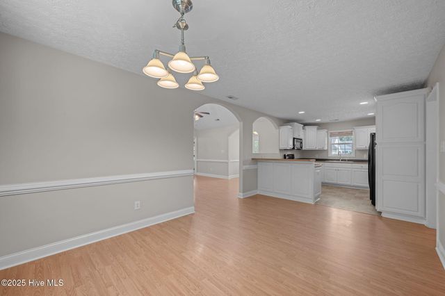 205 Croatan Woods Drive, New Bern, NC 28562
