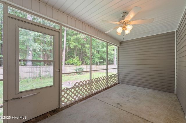 205 Croatan Woods Drive, New Bern, NC 28562