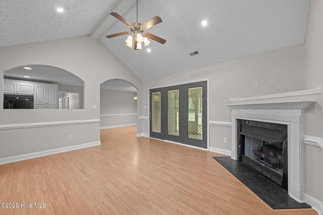 205 Croatan Woods Drive, New Bern, NC 28562
