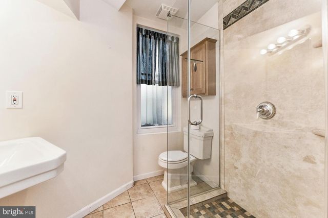 725 FLORIDA AVE NE, Washington, DC 20002
