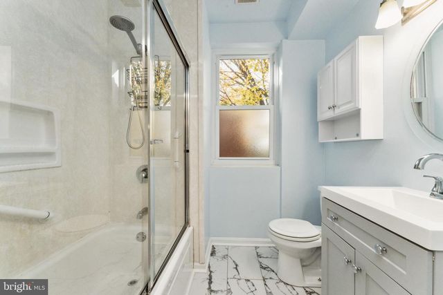 725 FLORIDA AVE NE, Washington, DC 20002