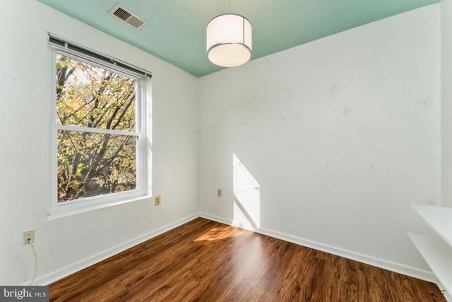 725 FLORIDA AVE NE, Washington, DC 20002