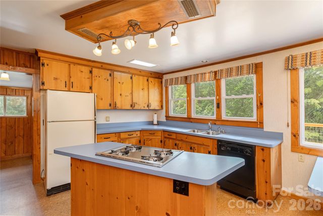 788 Old NC 280 Highway, Pisgah Forest, NC 28768