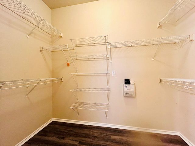 1900 Scofield Ridge PKWY 1701, Austin, TX 78727