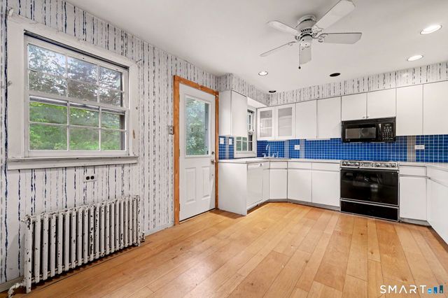 50 Valleywood Road, Greenwich, CT 06807