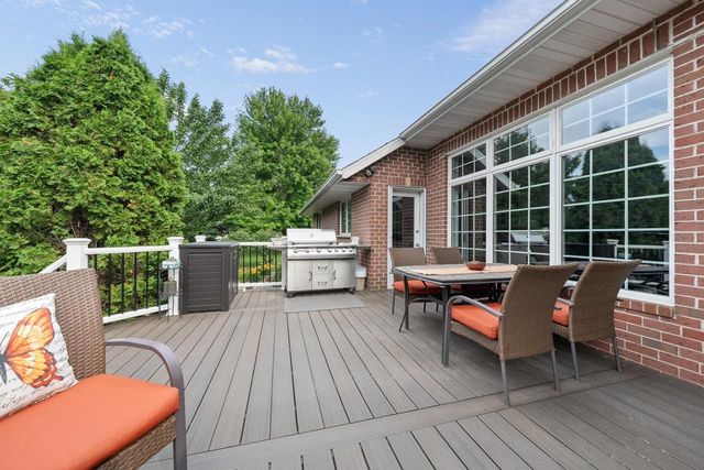 1849 SADDLEBROOK LANE, De Pere, WI 54115