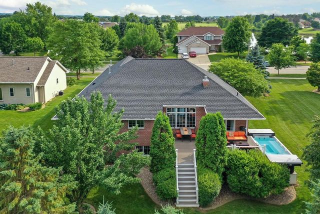 1849 SADDLEBROOK LANE, De Pere, WI 54115