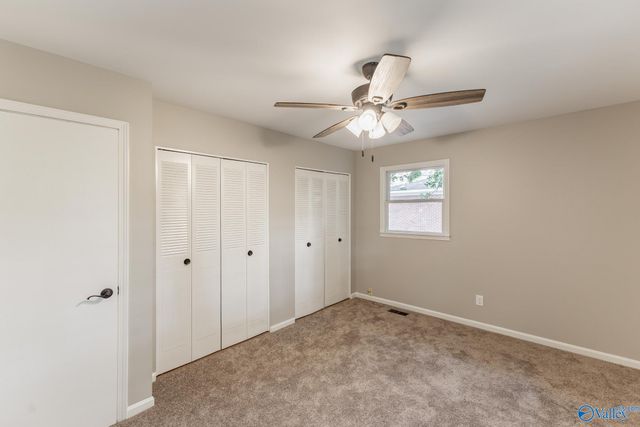 5009 Lumary Drive NW, Huntsville, AL 35810