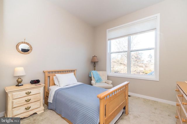 725 CONRAD DR, Warrington, PA 18976