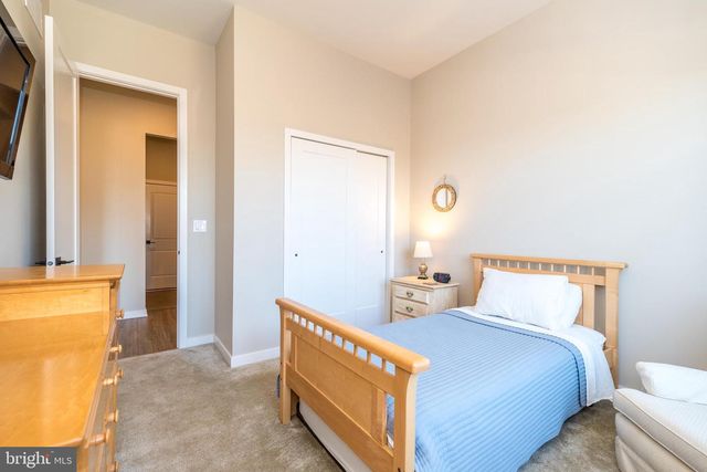 725 CONRAD DR, Warrington, PA 18976