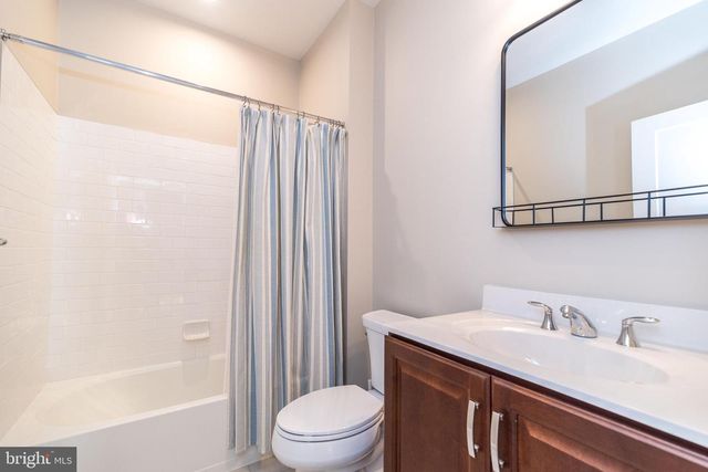 725 CONRAD DR, Warrington, PA 18976