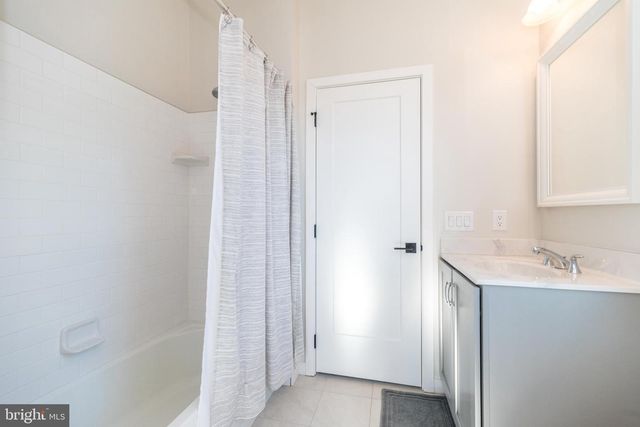 725 CONRAD DR, Warrington, PA 18976