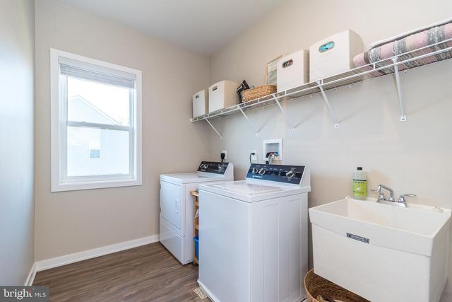 725 CONRAD DR, Warrington, PA 18976