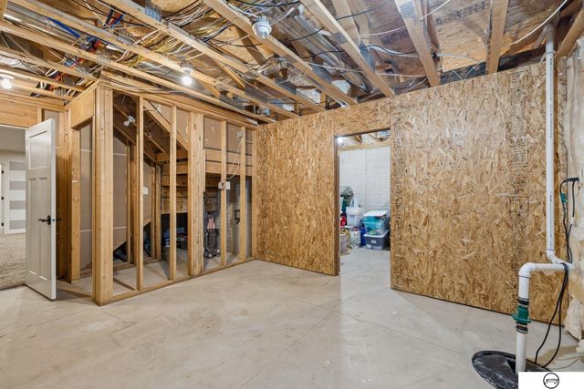 5710 S 88Th Street, Lincoln, NE 68526
