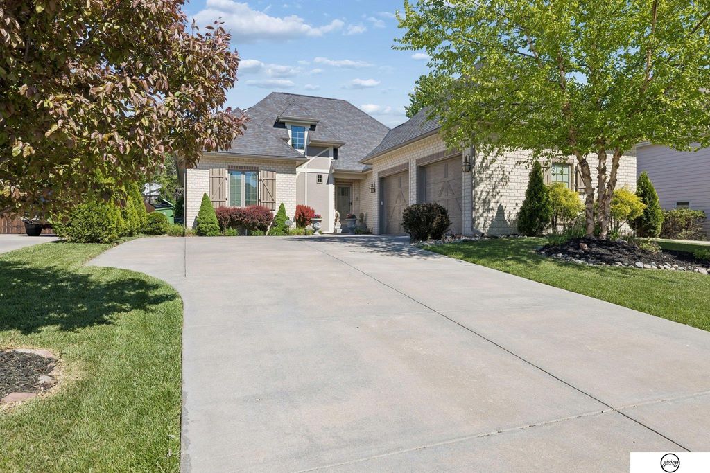 5710 S 88Th Street, Lincoln, NE 68526