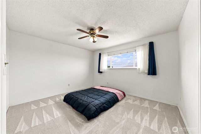 1729 S Jackson Avenue, Tacoma, WA 98465