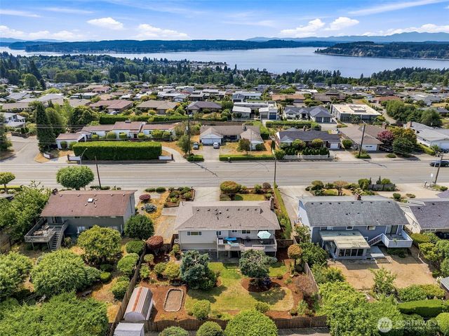 1729 S Jackson Avenue, Tacoma, WA 98465