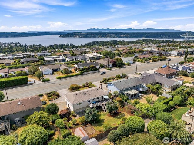 1729 S Jackson Avenue, Tacoma, WA 98465